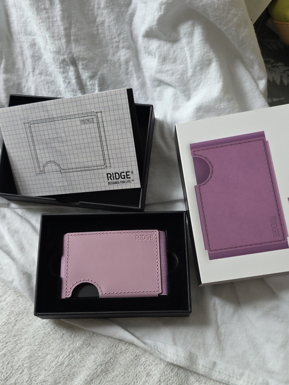 Ridge Slim Leather Card Holder - Lavender Pink